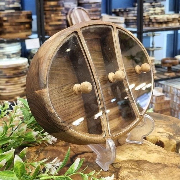 اردور بیضی سه خانه