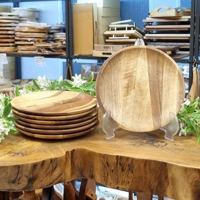 پیش دستی چوبی