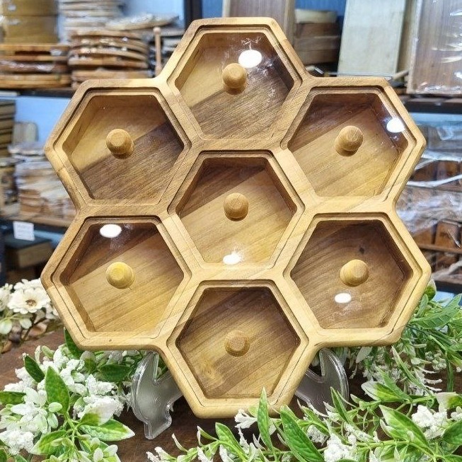 جعبه پذیرایی زنبوری هفت خانه