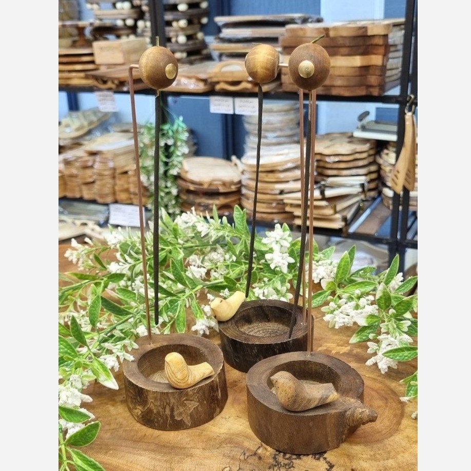 جاعودی چوبی وارونه پرنده