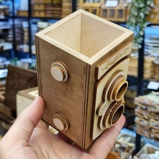 جامدادی چوبی طرح دوربین