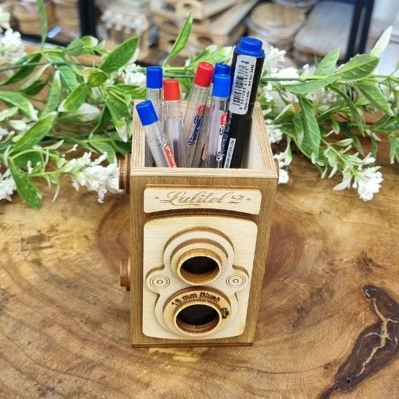 جامدادی چوبی طرح دوربین