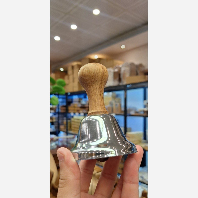 زنگ دستی چوبی مدل کلاسیک