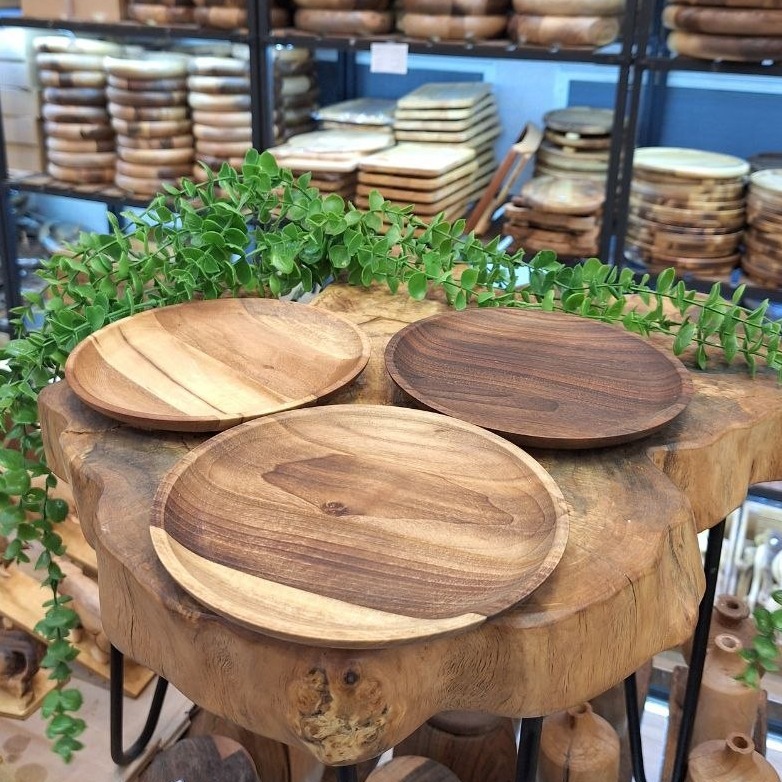 پیش دستی چوبی کوچک